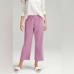 Lululemon Softstreme High-Rise Straight Leg Cropped Pant, Velvet Dust, size 8